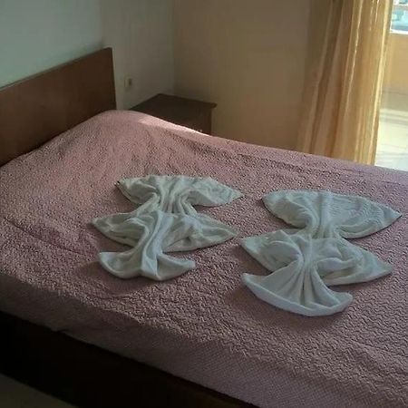 Appartement Kyparissis à Possidi Extérieur photo
